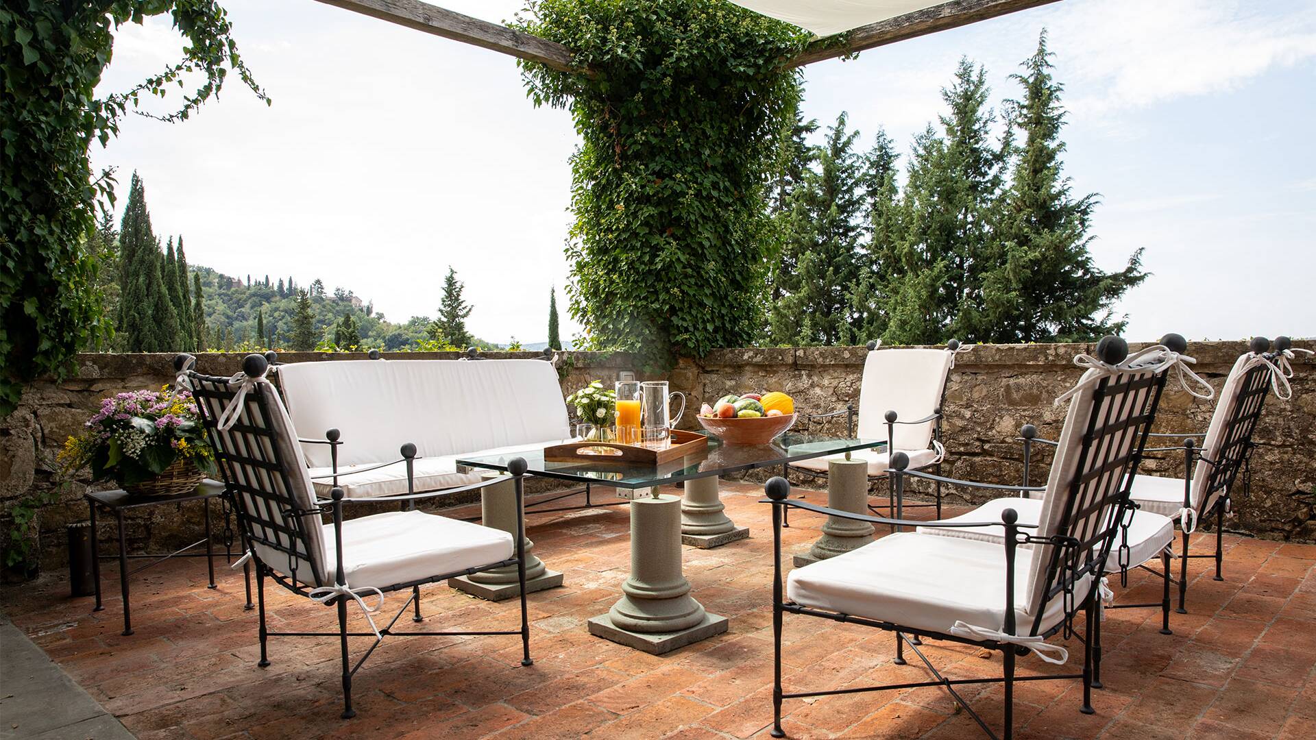 top luxury Renaissance Villa Florence for rent in Tuscany